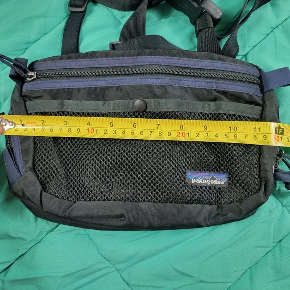 Patagonia Waist Pack Made In The USA Adults Hiking Camping Bag Casual Trails - Picture 8 of 9